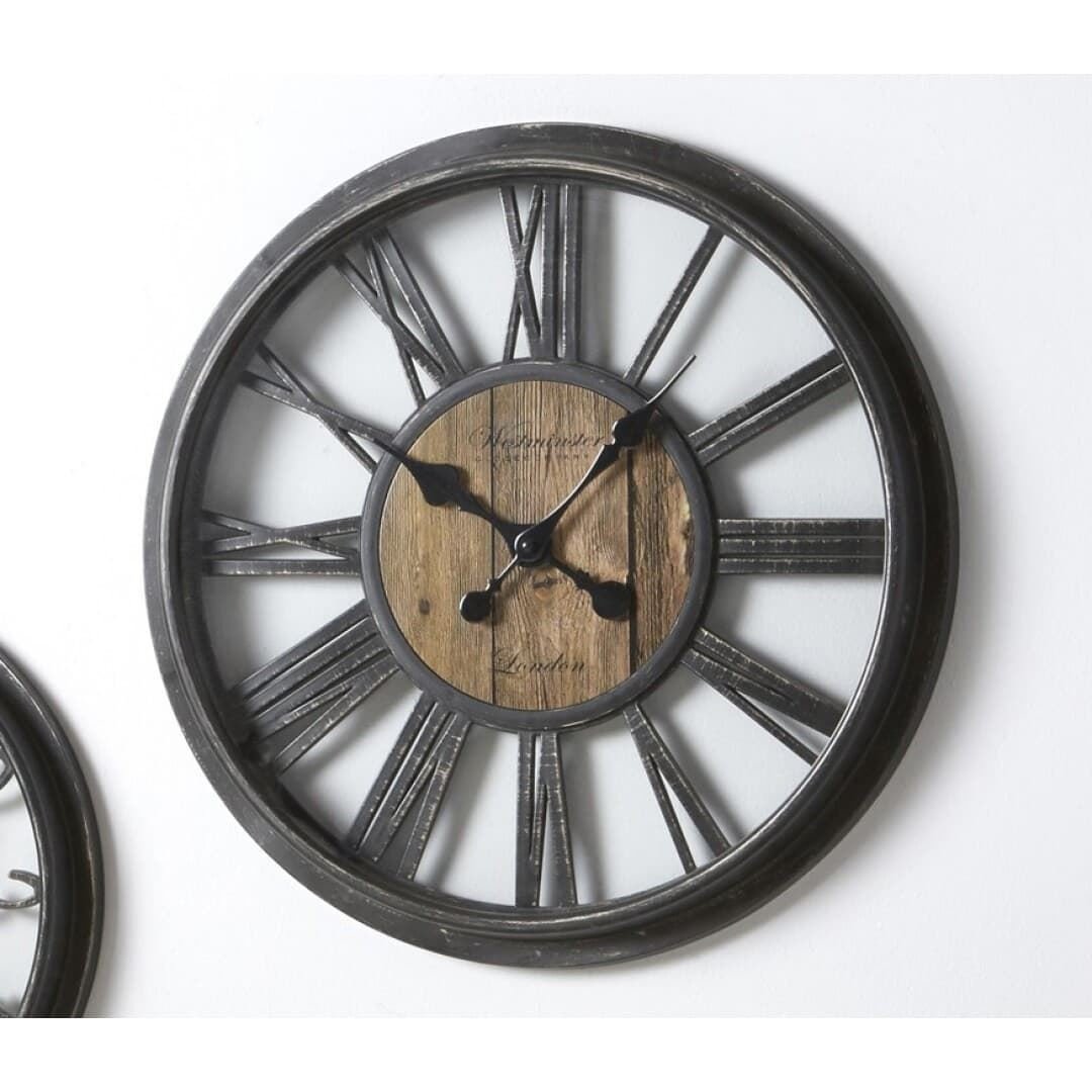 Reloj troquelado
